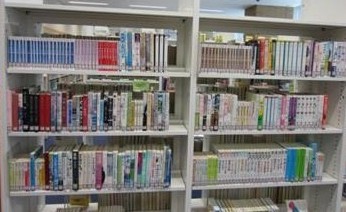 書架