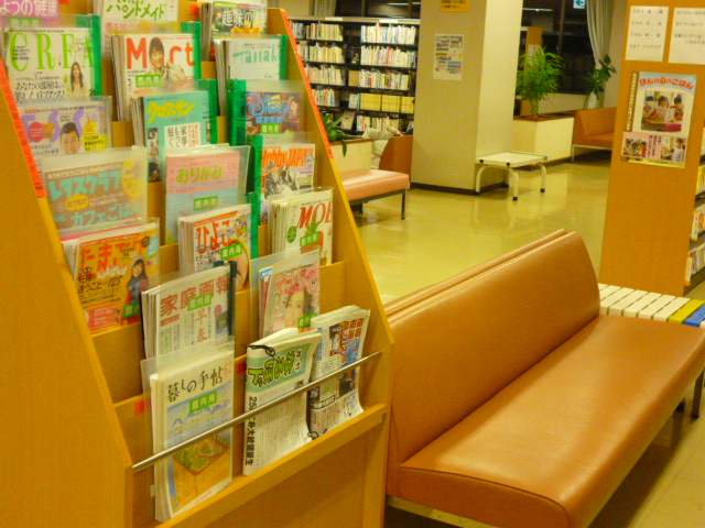 清新町コミュニティ図書館Teens'コーナー